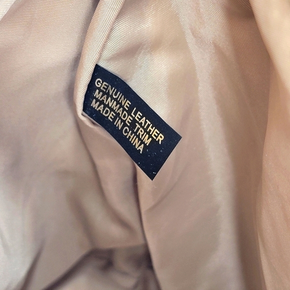 NWOT Aurielle Leather Handbag P18 - Picture 6 of 9